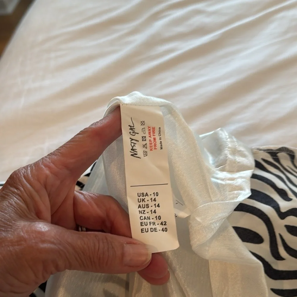 Nasty Gal 🔥sale🔥NWT black and white Zebra print skirt